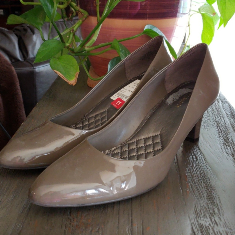 Easy Spirit heels